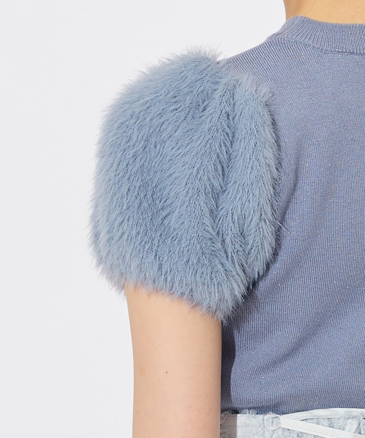 ふわふわフェザースリーブラメニットプルオーバー