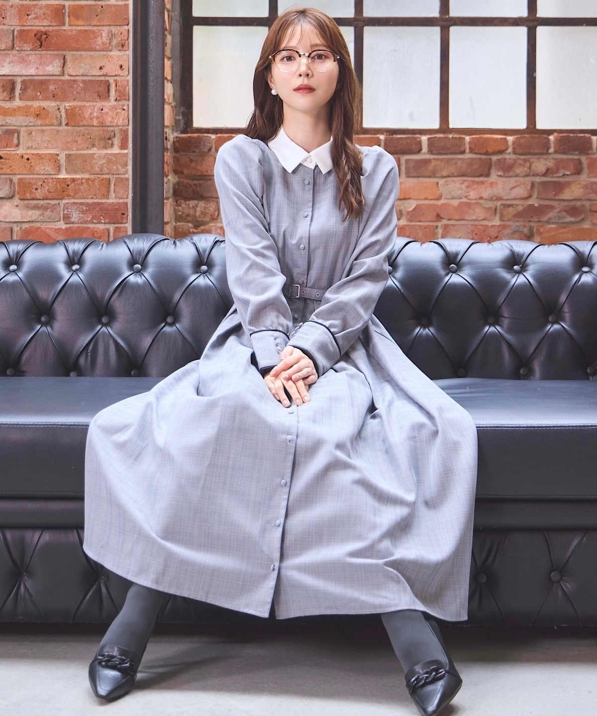 バイカラー衿パイピングタックフレアシャツワンピース