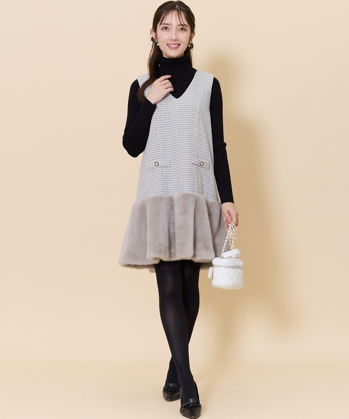 千鳥柄ヘムファーVネックジャンパースカート