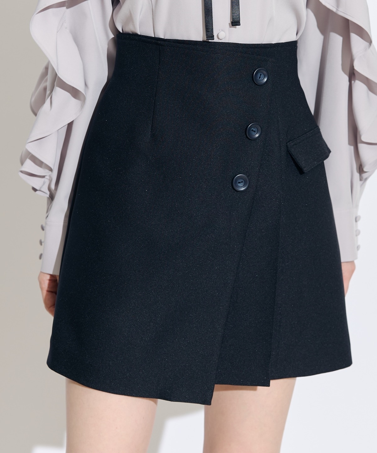 ラップ風セミフレアミニスカート