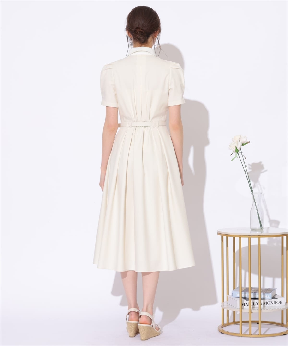 サマーツイードバイカラー衿ハーフスリーブワンピース