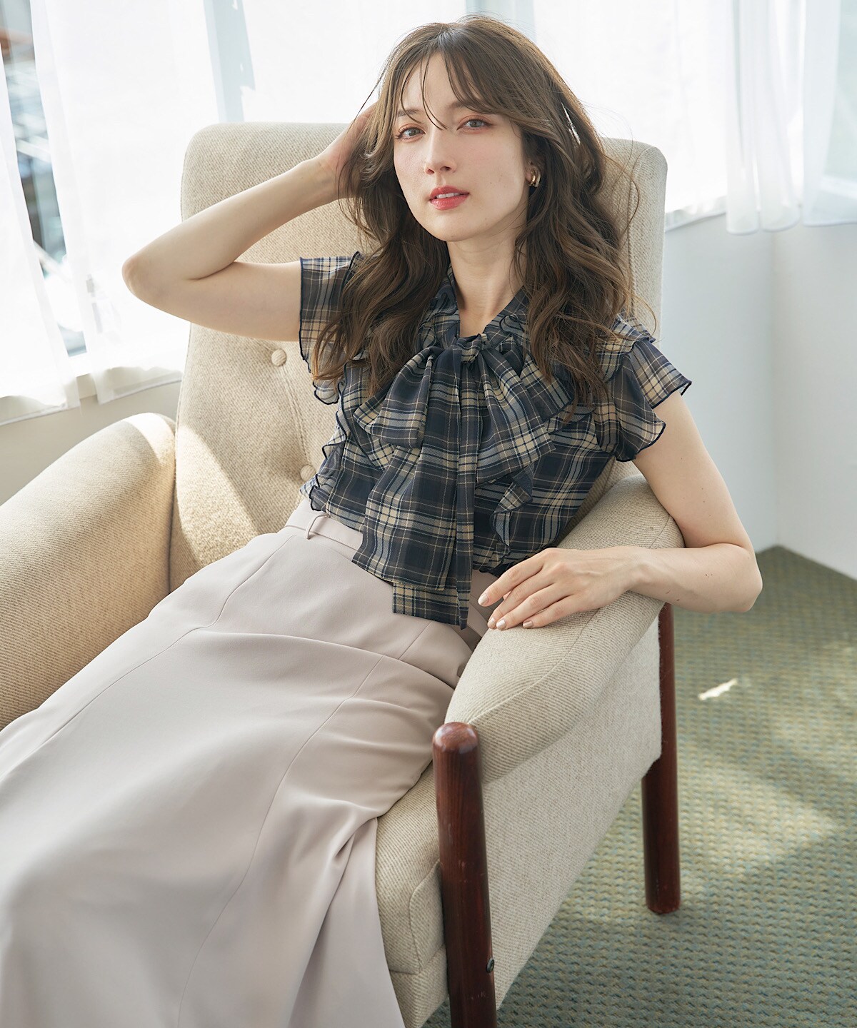 COLUMN コラム ドビーチェックフリルボウタイブラウス 茶系 36サイズ