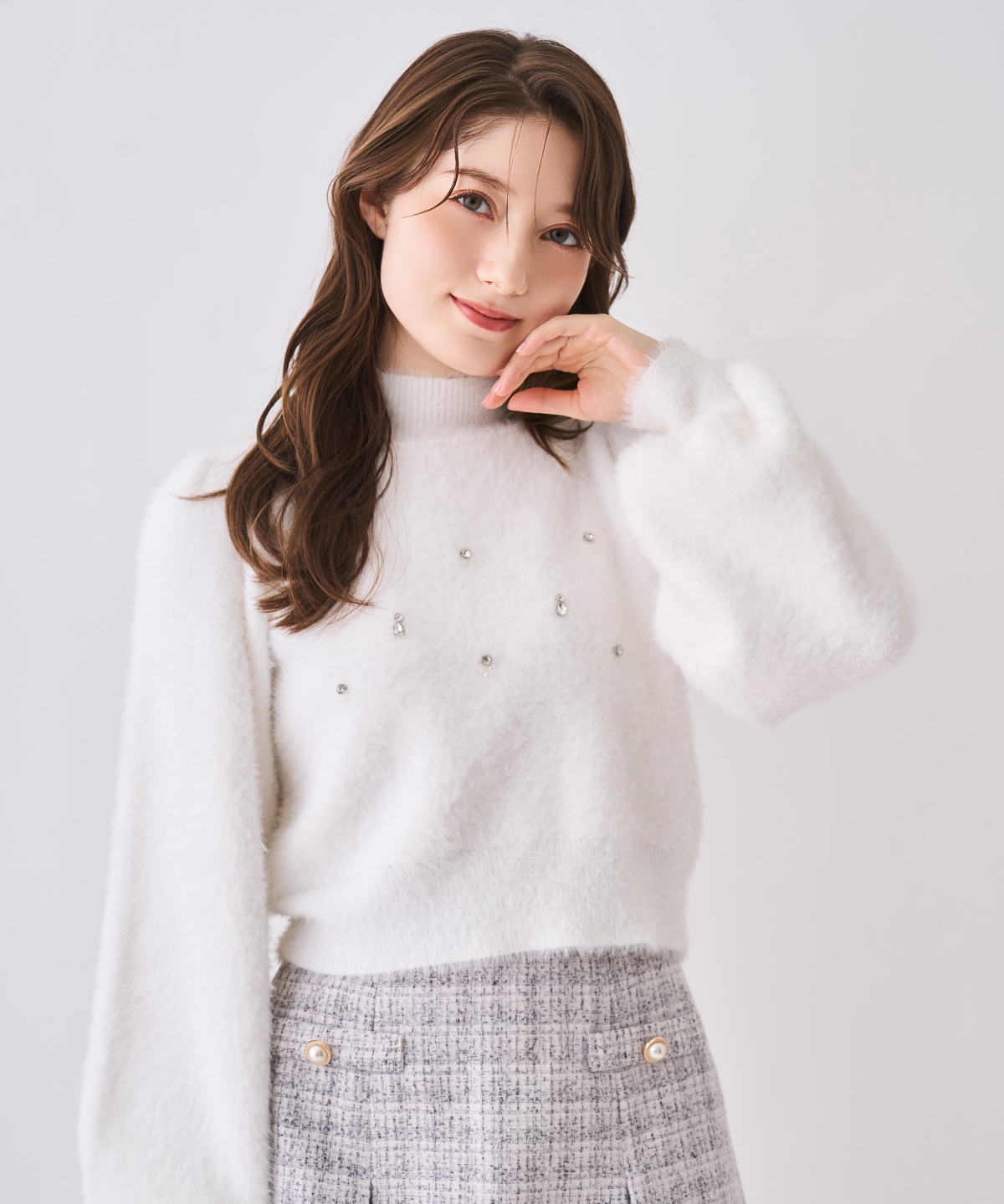 【NEW YEAR SPECIAL ITEM】ビジューハイネックシャギーニット