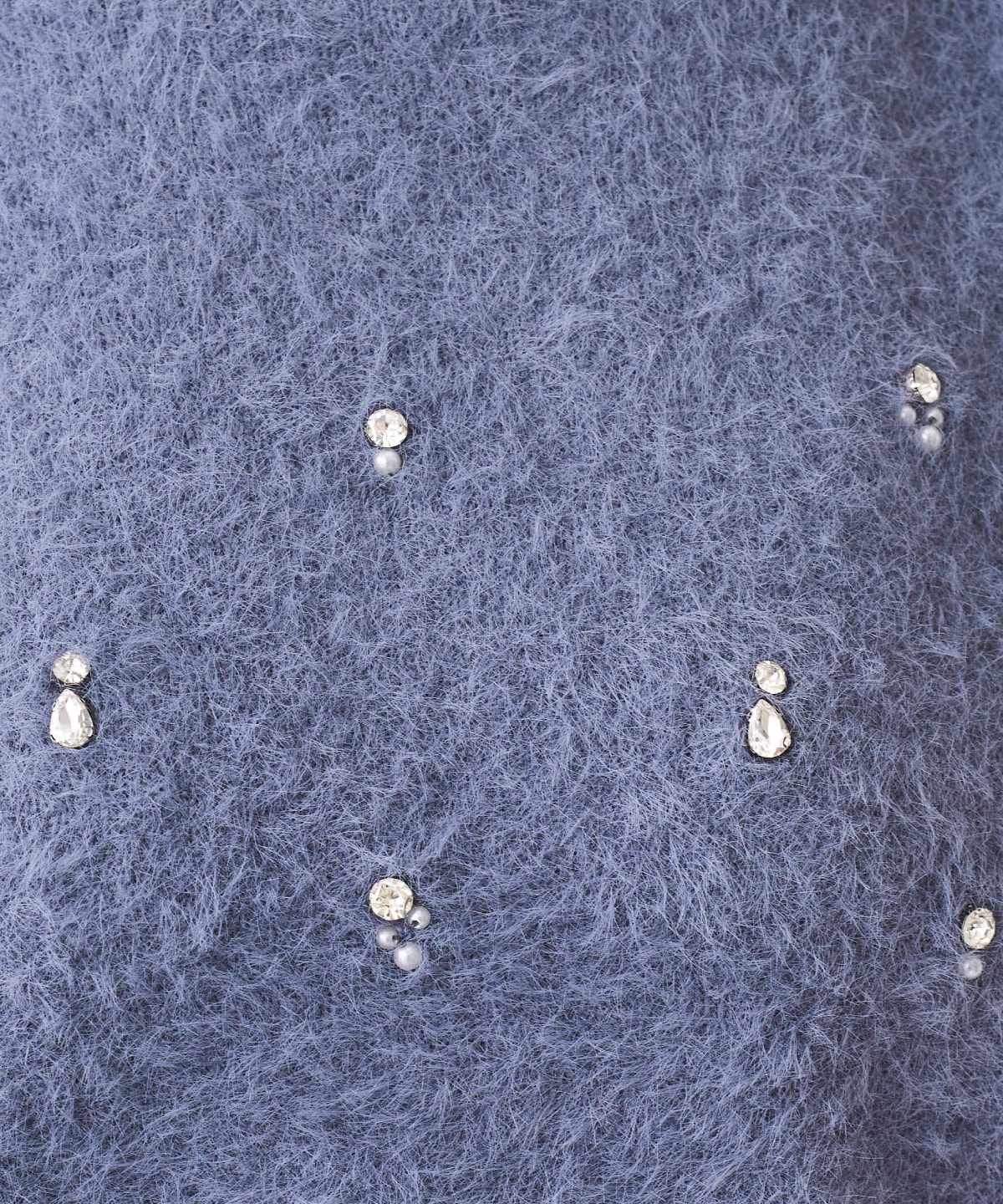 【NEW YEAR SPECIAL ITEM】ビジューハイネックシャギーニット