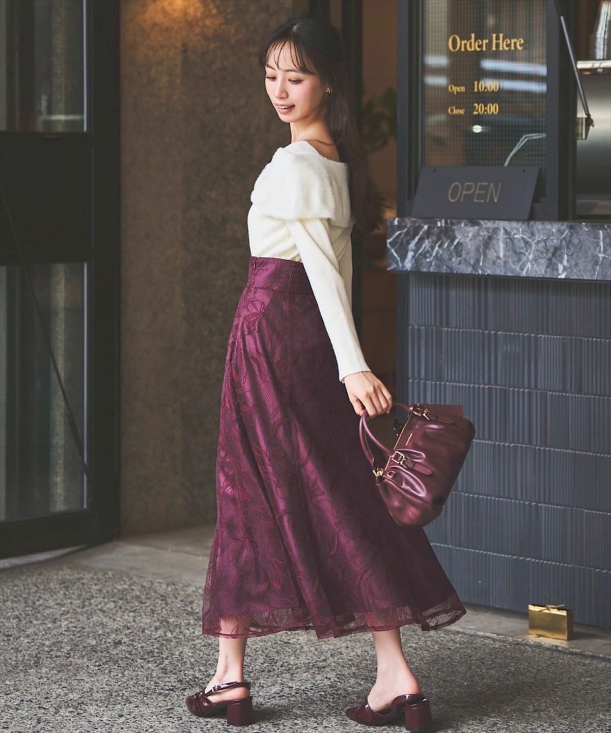 リボンオフショルフェザーニット