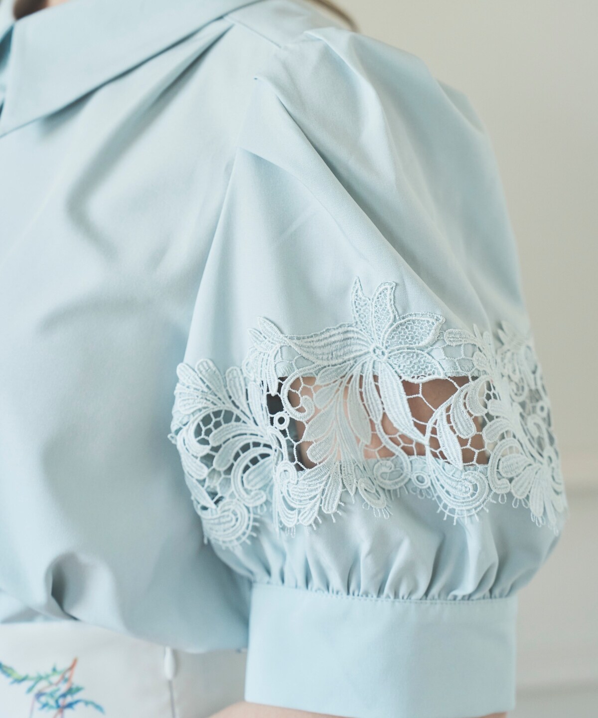 袖レース半袖ブラウス