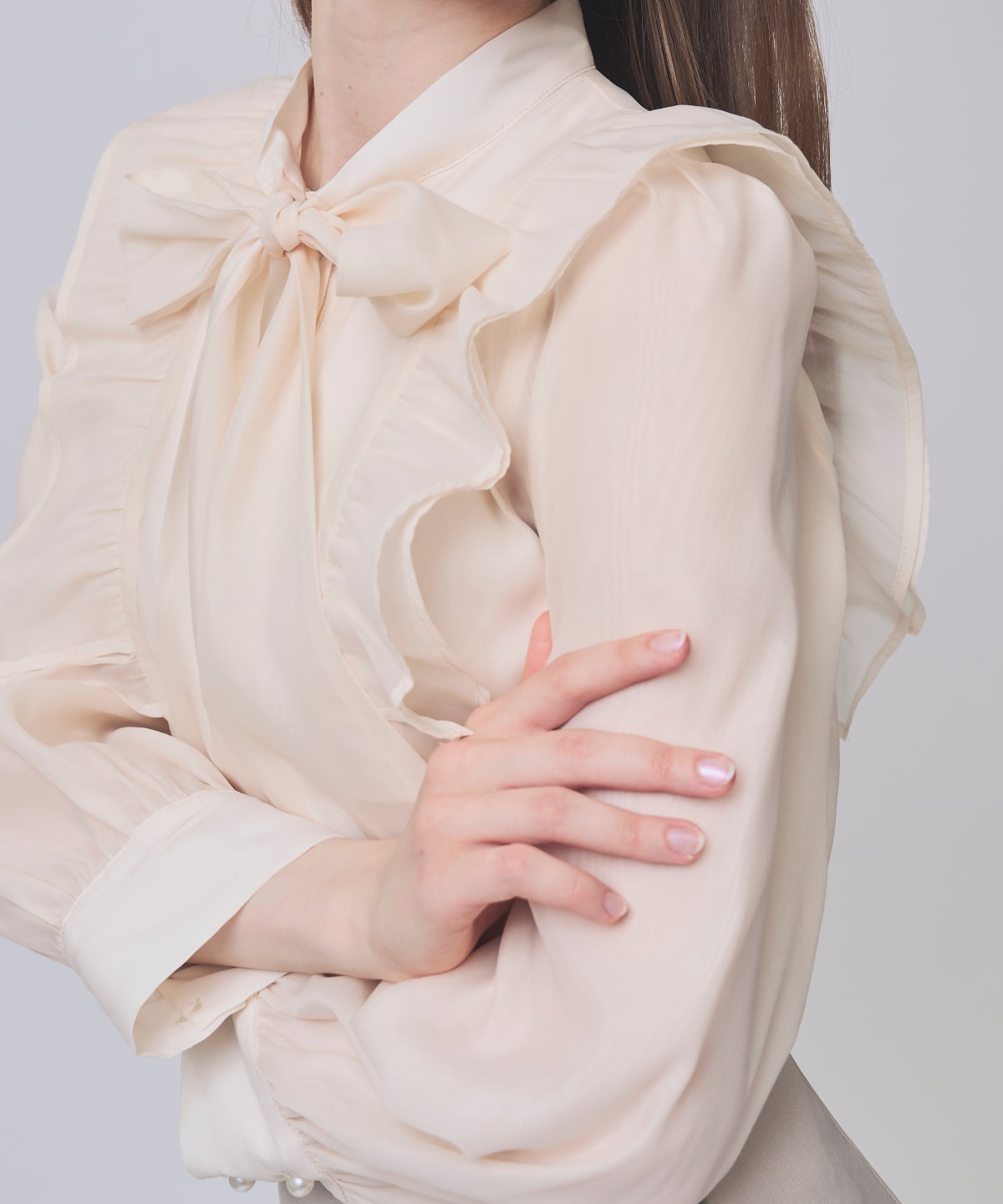 【2/20(Fri)発売】シアーBIGリボンタイブラウス