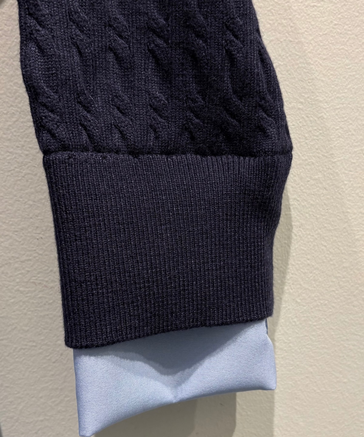 ケーブルニットレイヤードワンピース