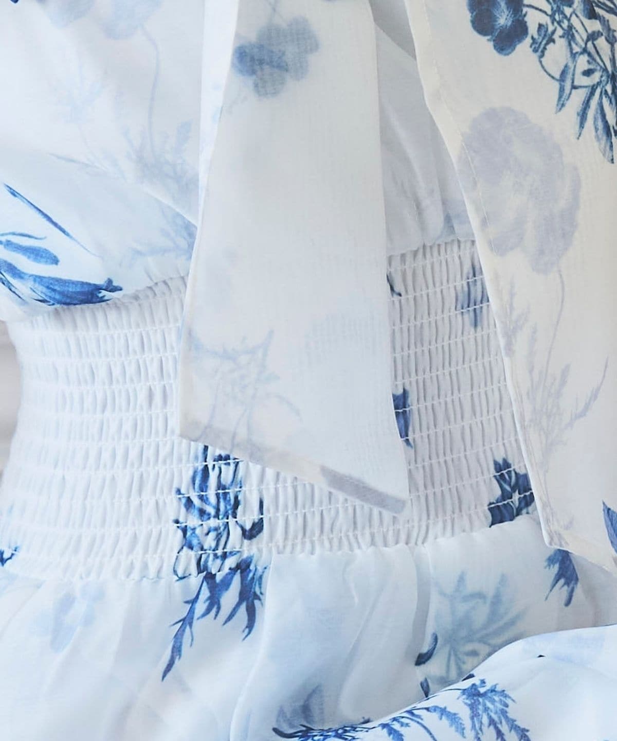 【3/13(Fri)予約開始】シアーボタニカルフラワーワンピース