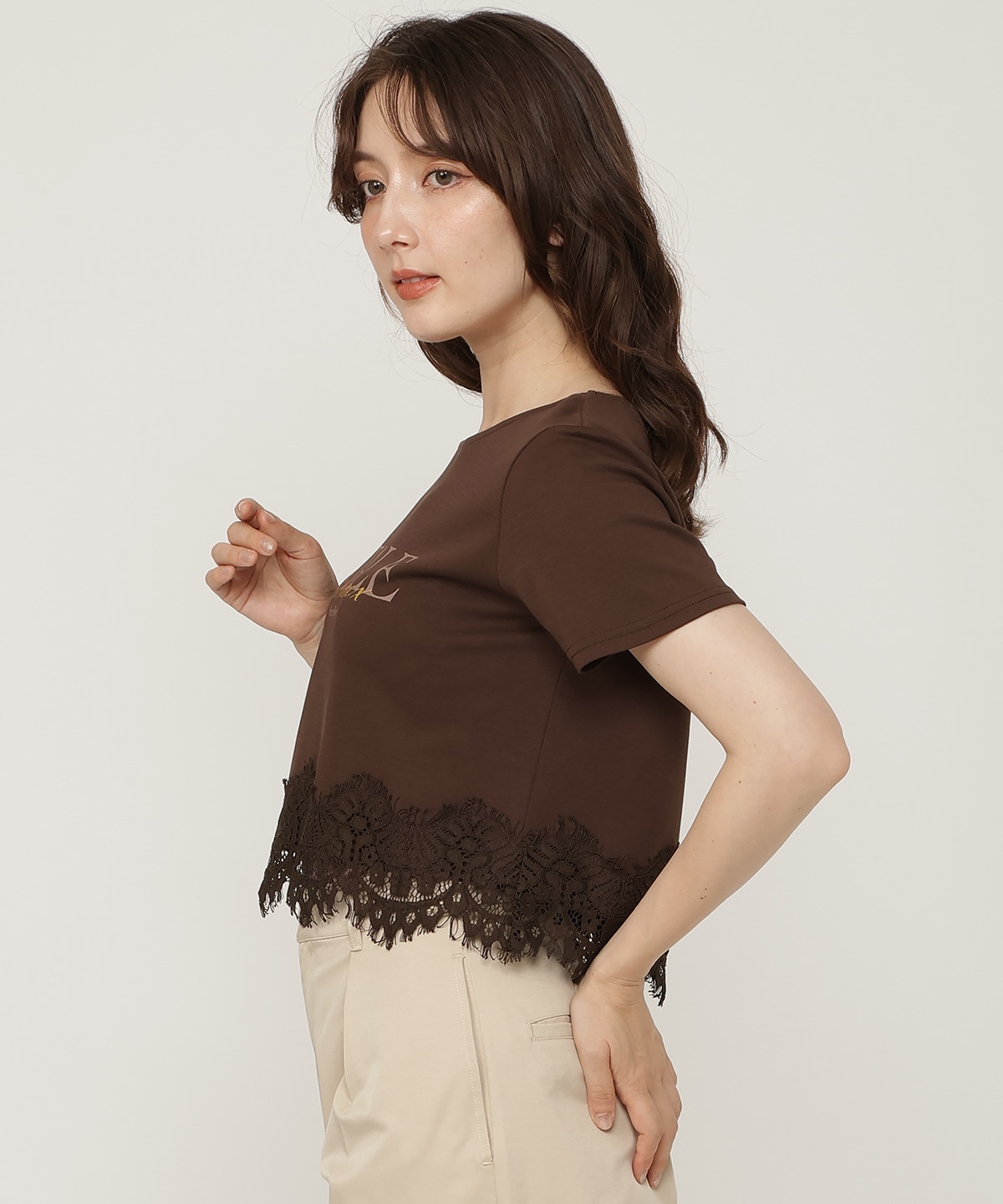 すそレースロゴプリントTシャツ