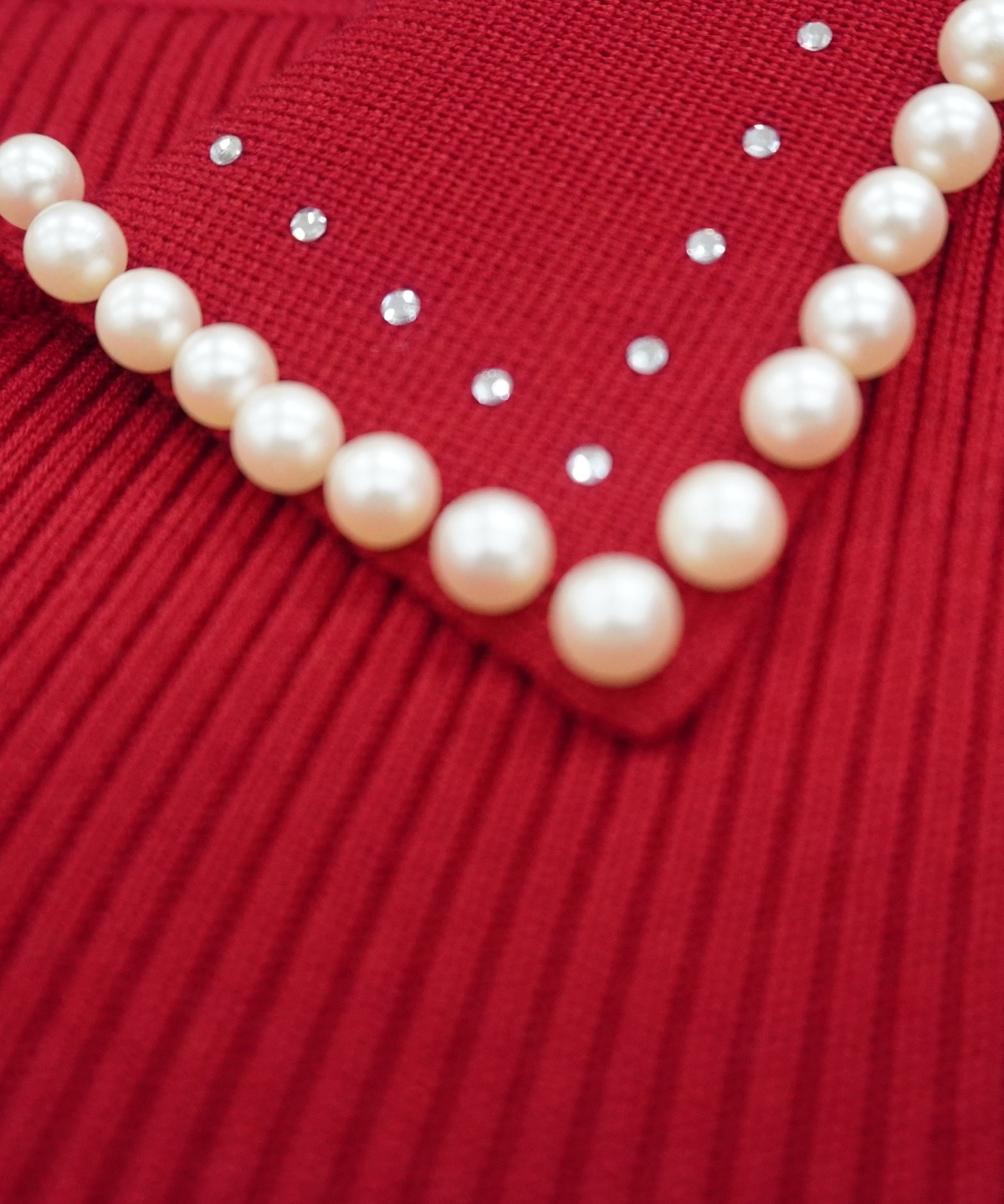 【3/19(Thu)発売】ビジューパールトリミングリブニット