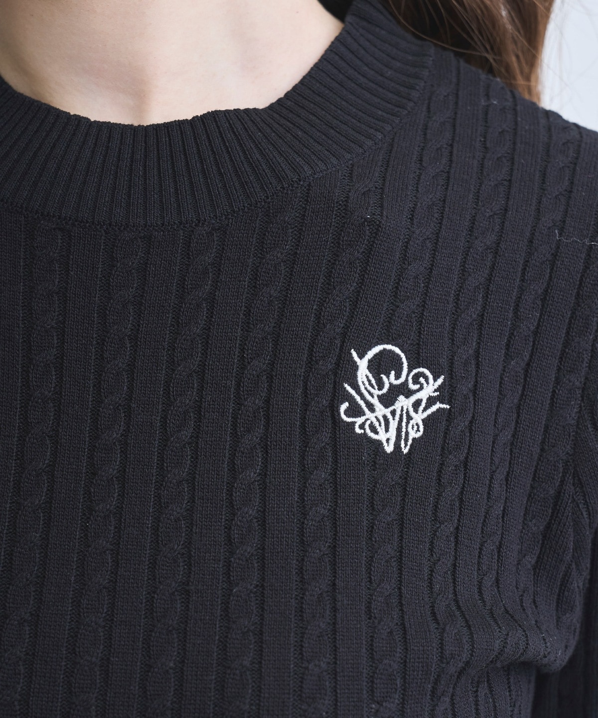 【4/10(Fri)発売】刺しゅう入りケーブニットプルオーバー