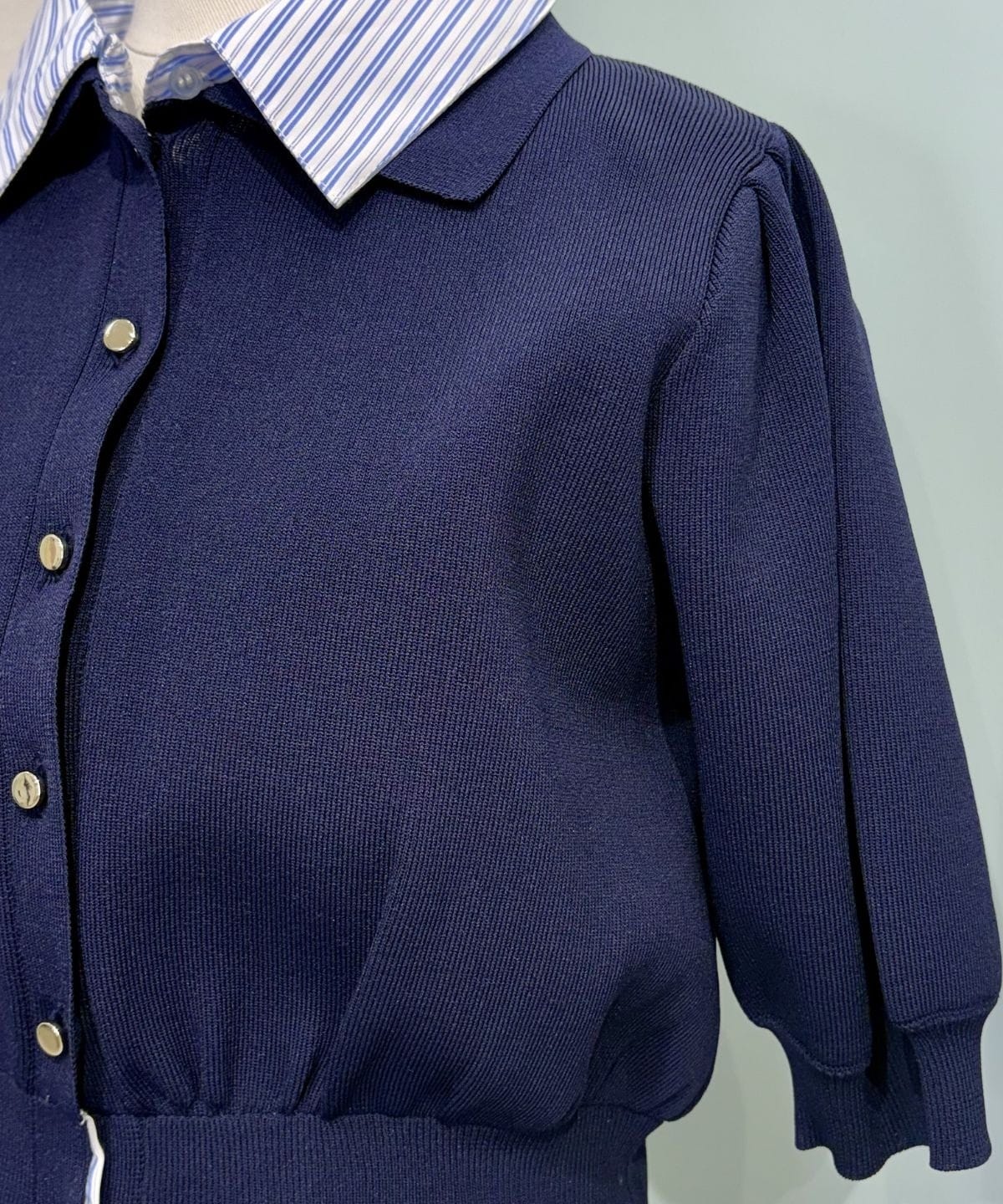 【3/24(Tue)発売】シャツレイヤードニットプルオーバー