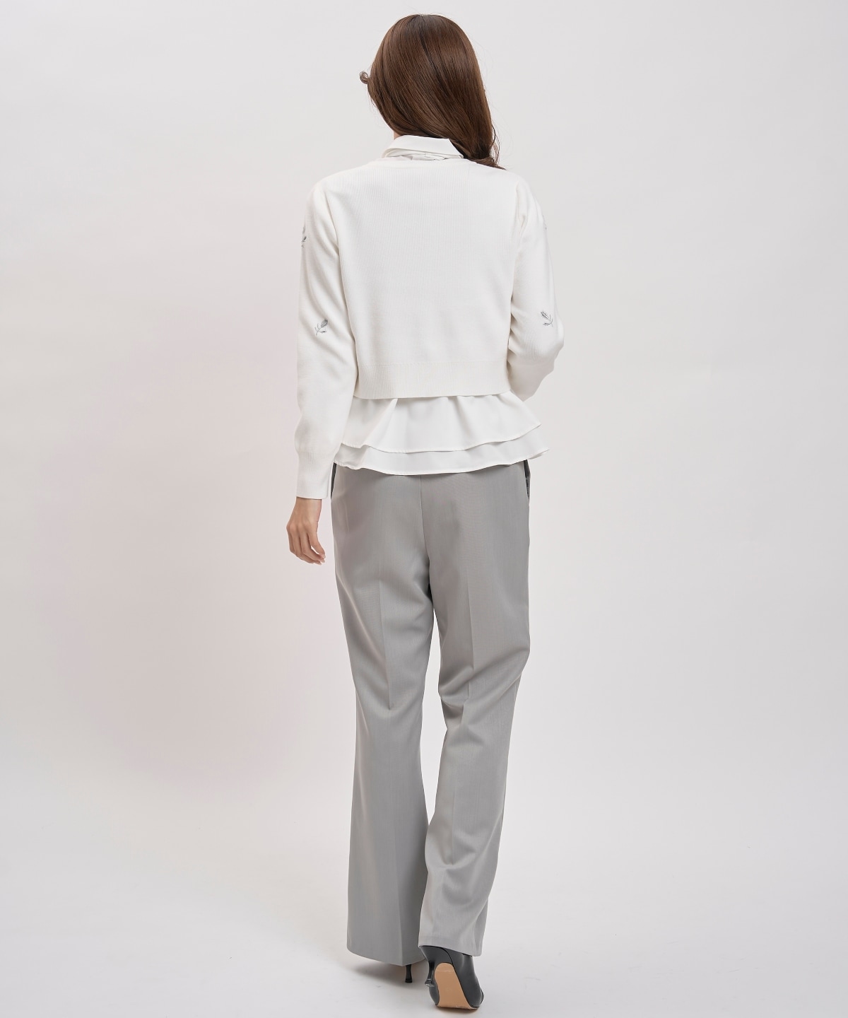 美シルエットセンタープレスフレアパンツ