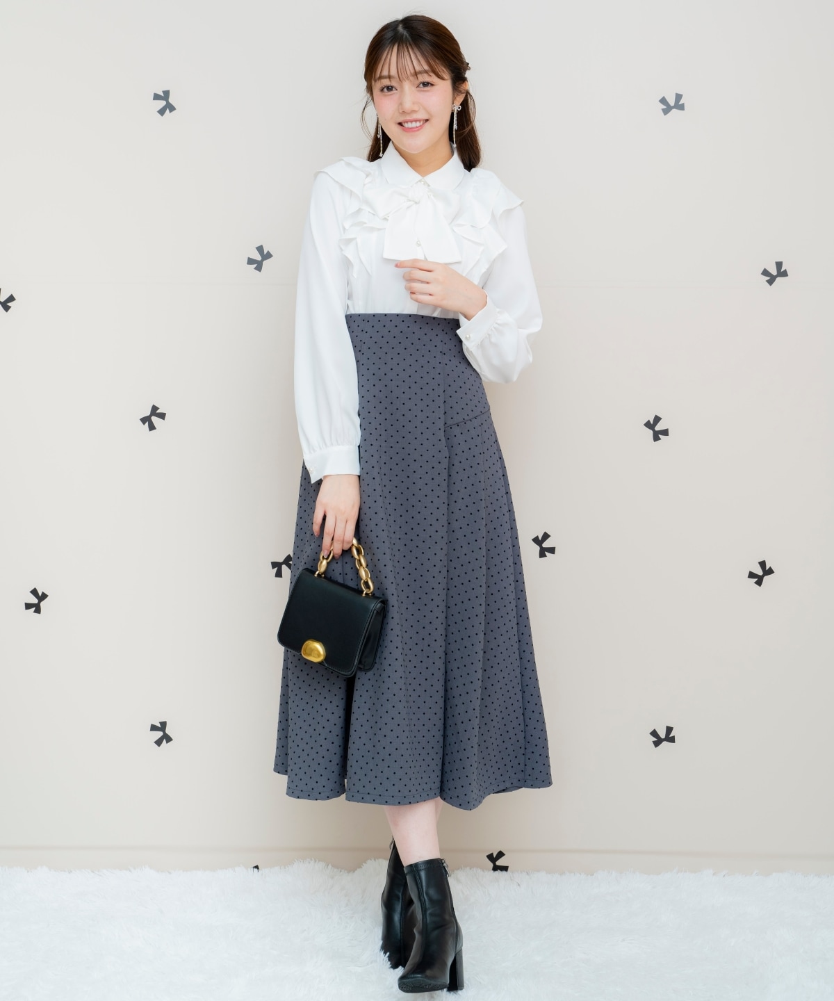 ダブルフリルリボンタイブラウス