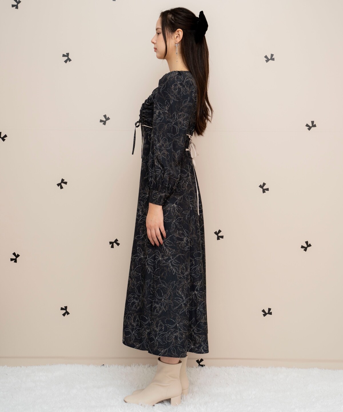 フラワープリントギャザーフレアワンピース