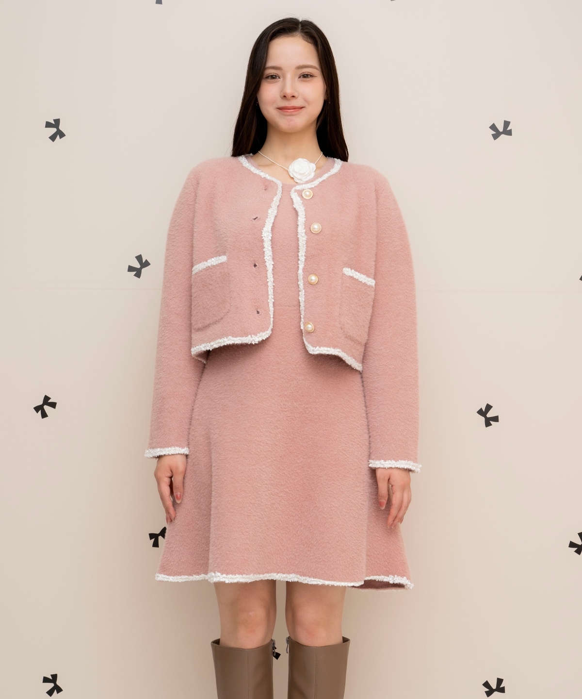 ブレード付きフェザーヤーンジャケット×ワンピース