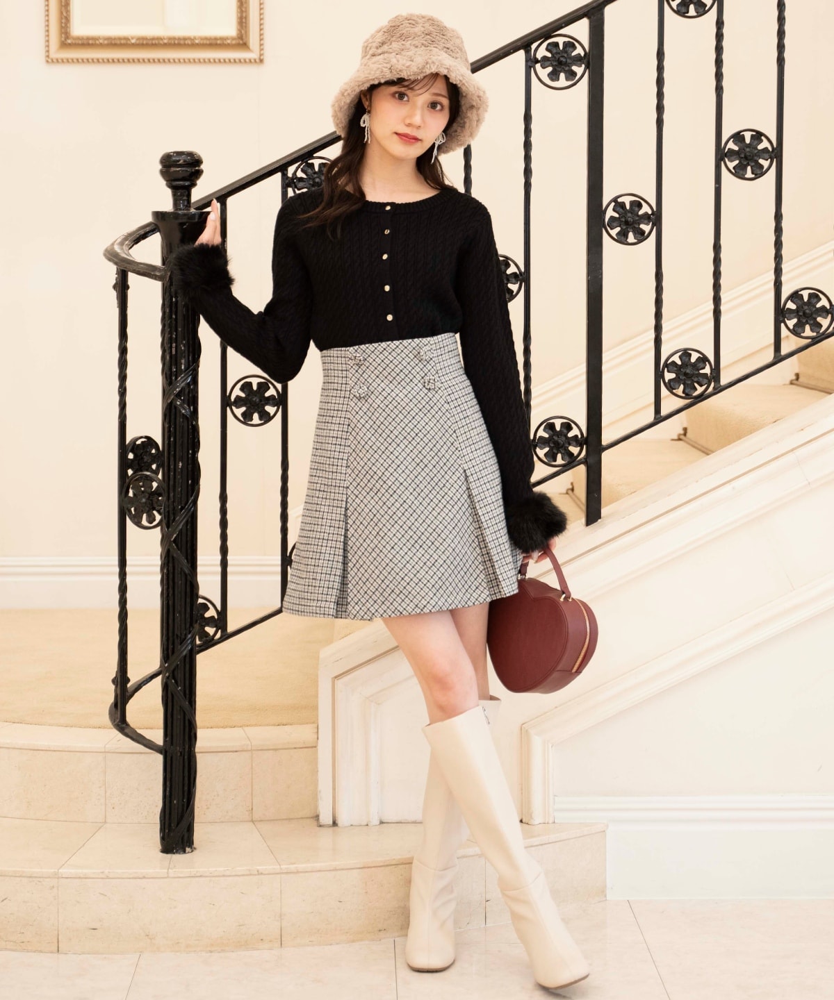 ファーカフスケーブルカーディガン