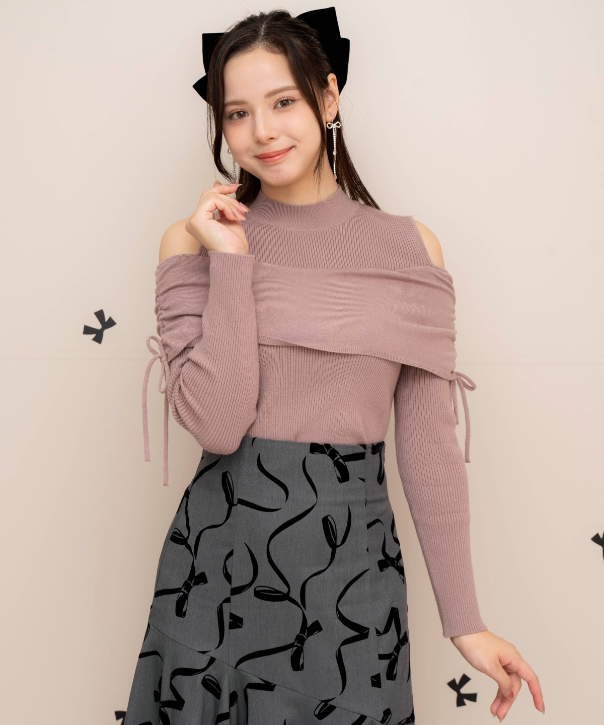 ギャザーリボンオフショルニット