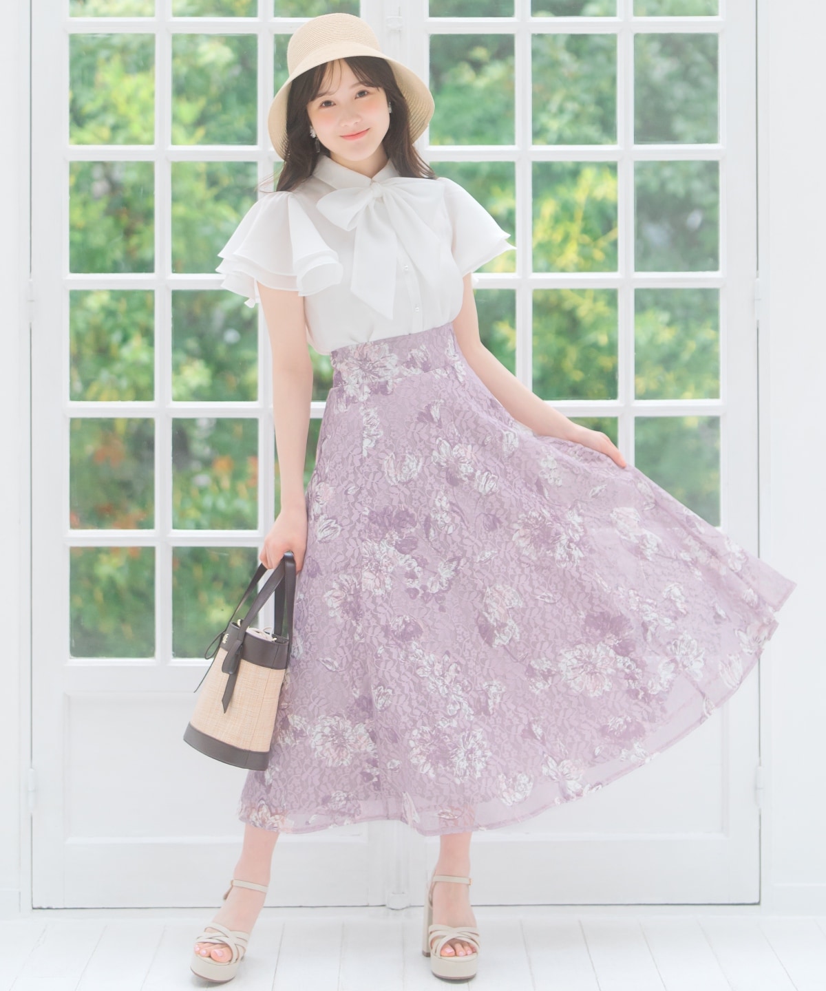 フレアスリーブリボンタイブラウス