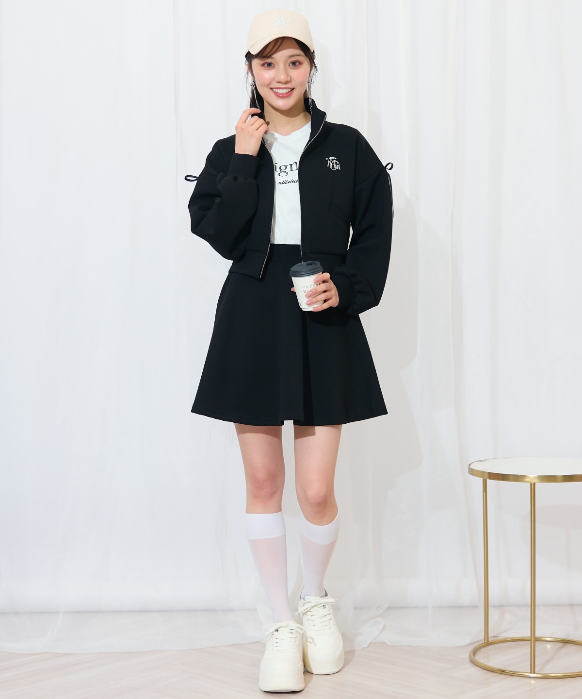 ロゴ刺繍リボントラックジャケット