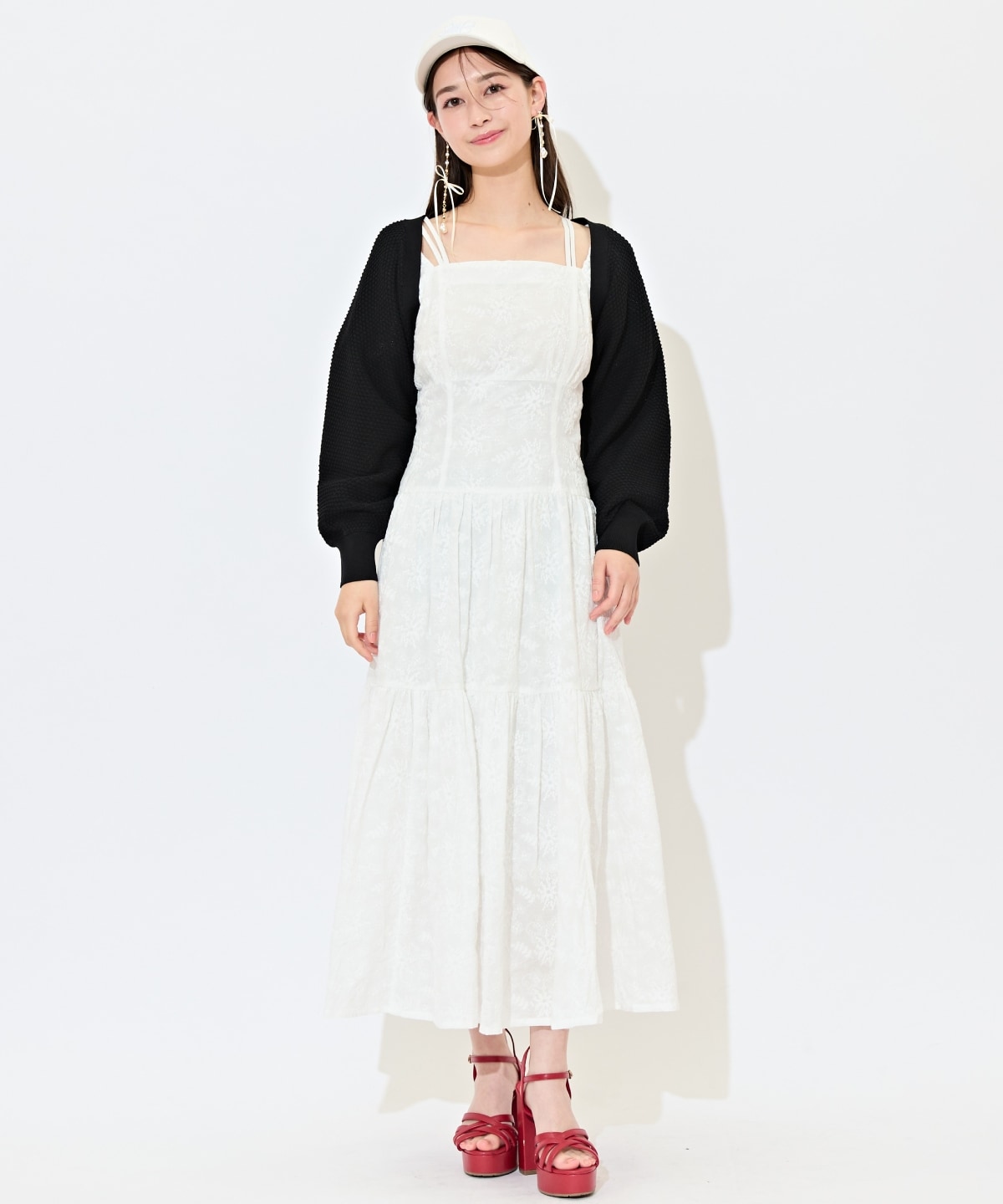 ショート丈柄編みボレロ