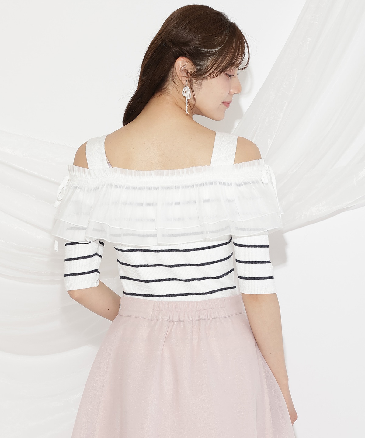 シアーボリュームフリルニットプルオーバー