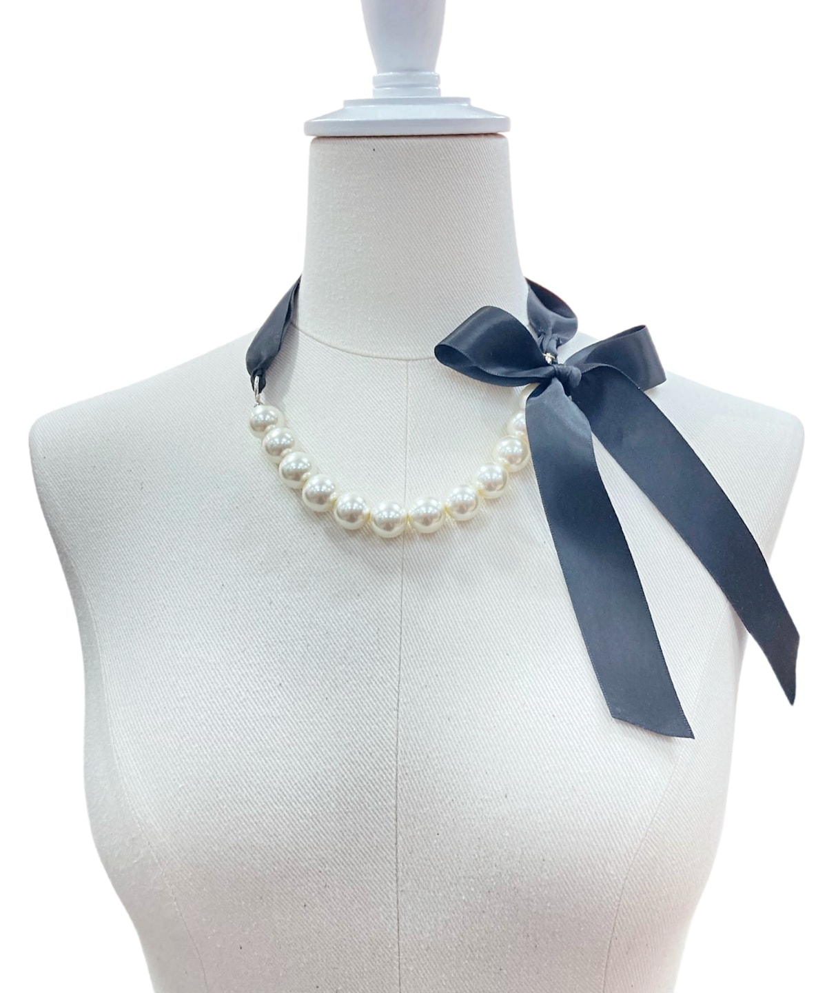 サイドリボンパールネックレス