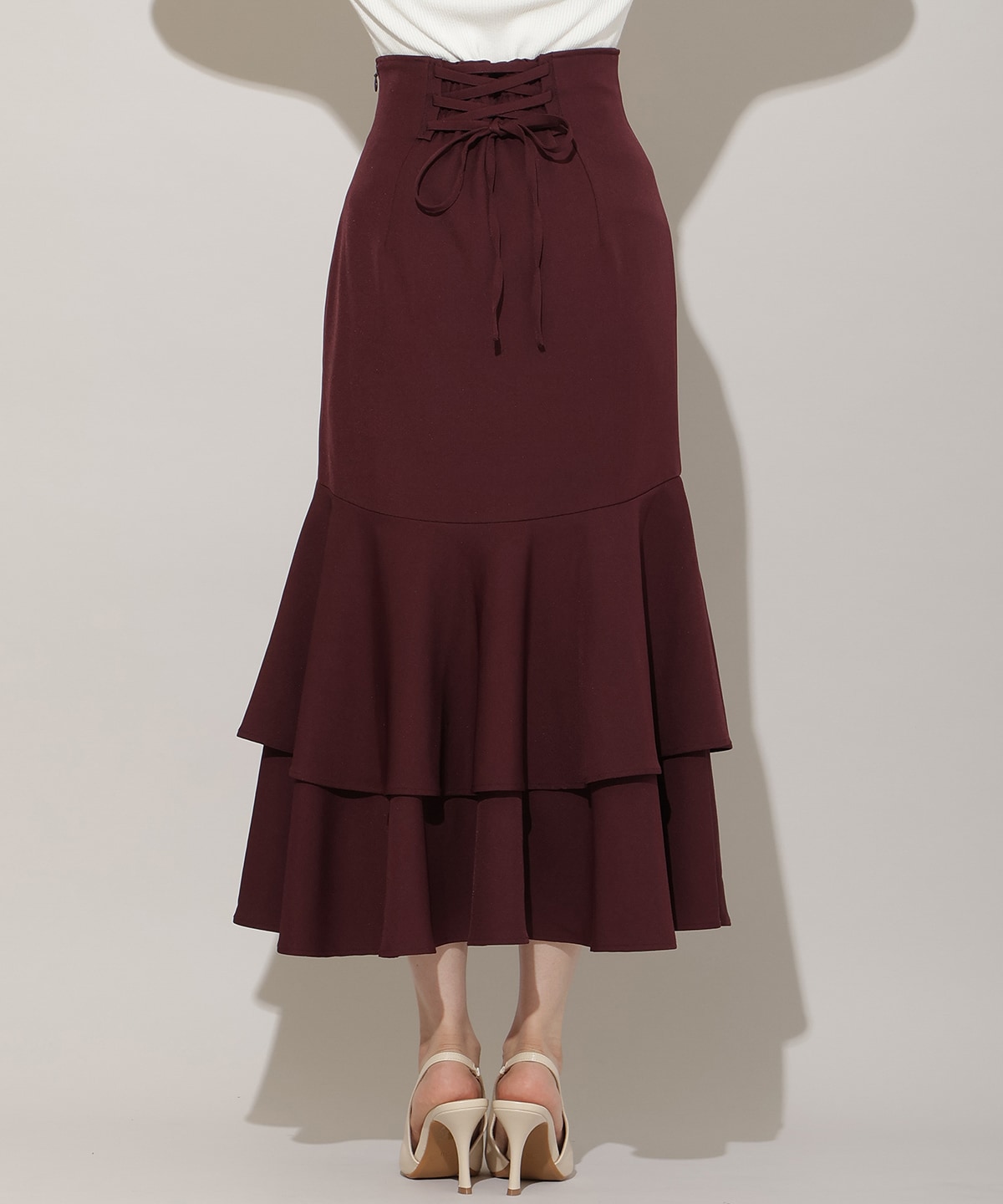 ボリュームヘムティアードスカート