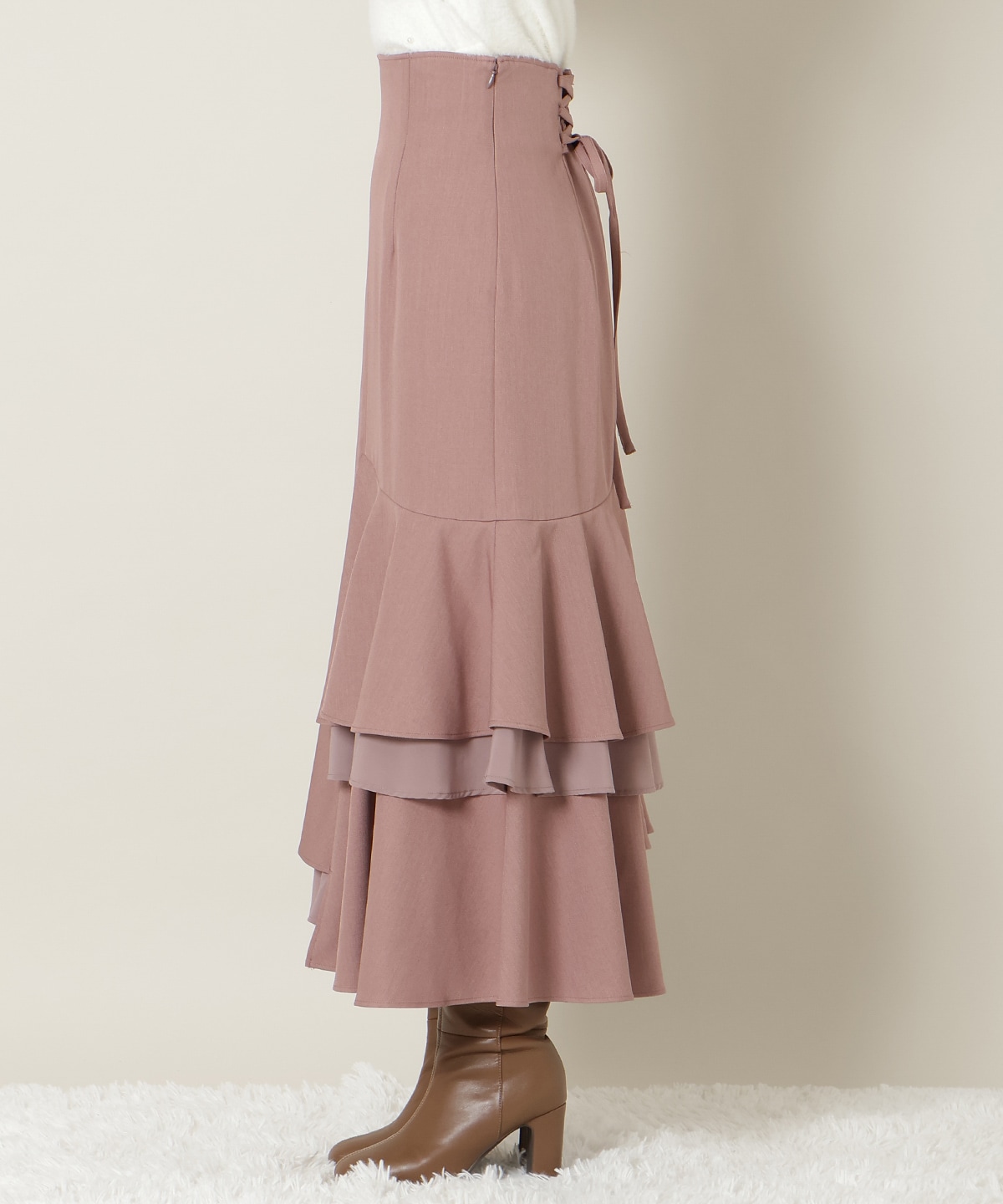 アシンメトリーレイヤードヘムスカート