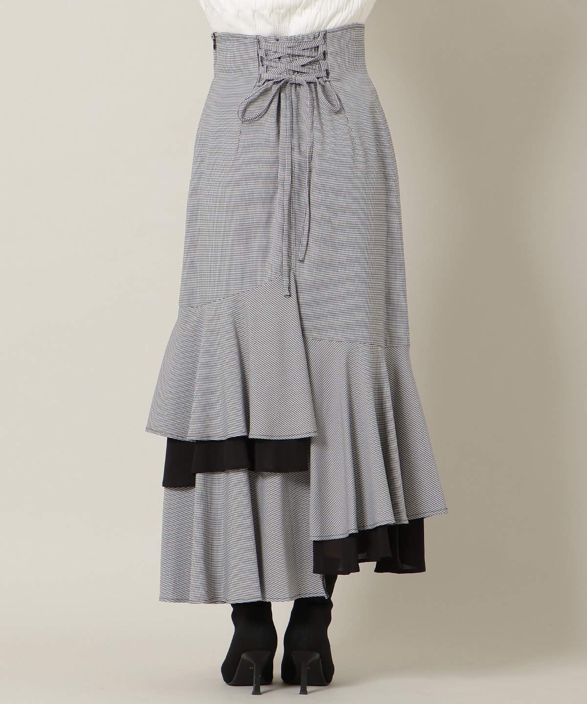 アシンメトリーレイヤードヘムスカート