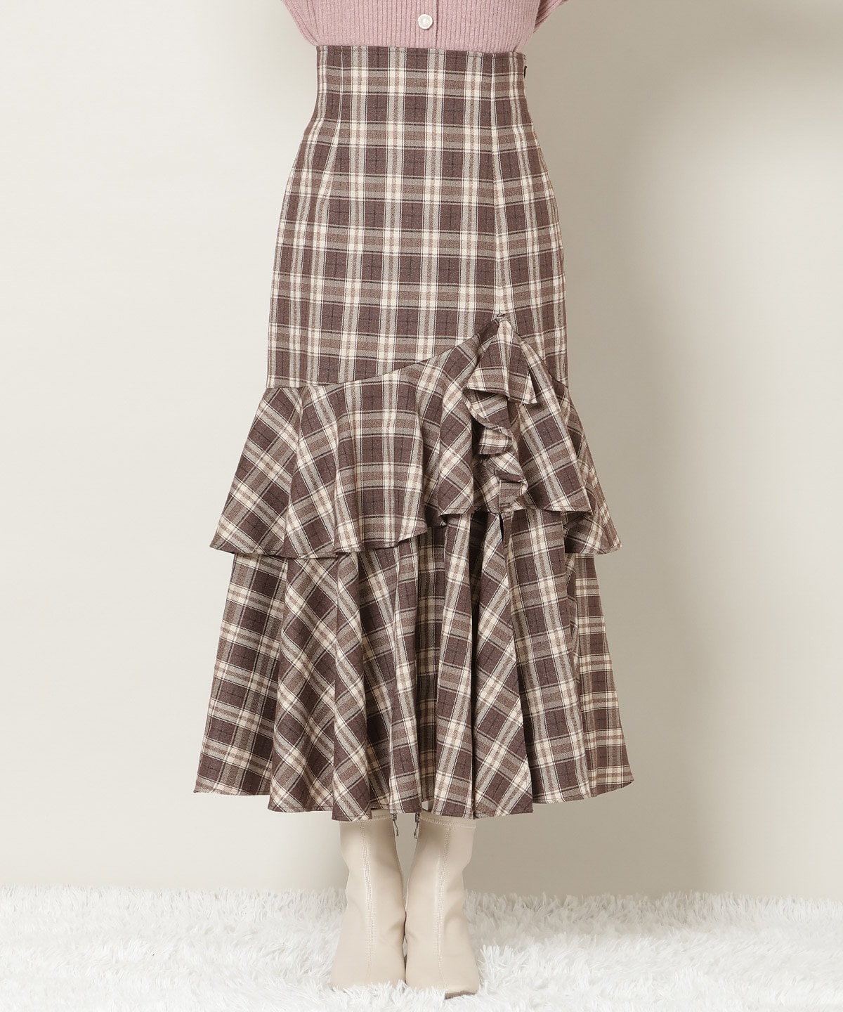 スリットデザインラッフルハイウエストスカート