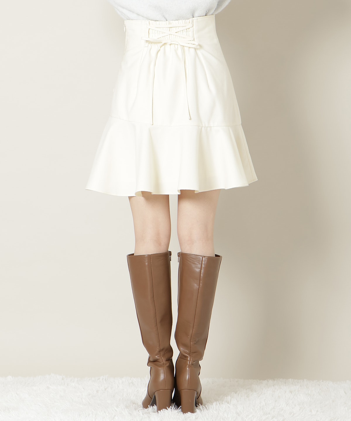 アシメラッフルフリルミニスカート