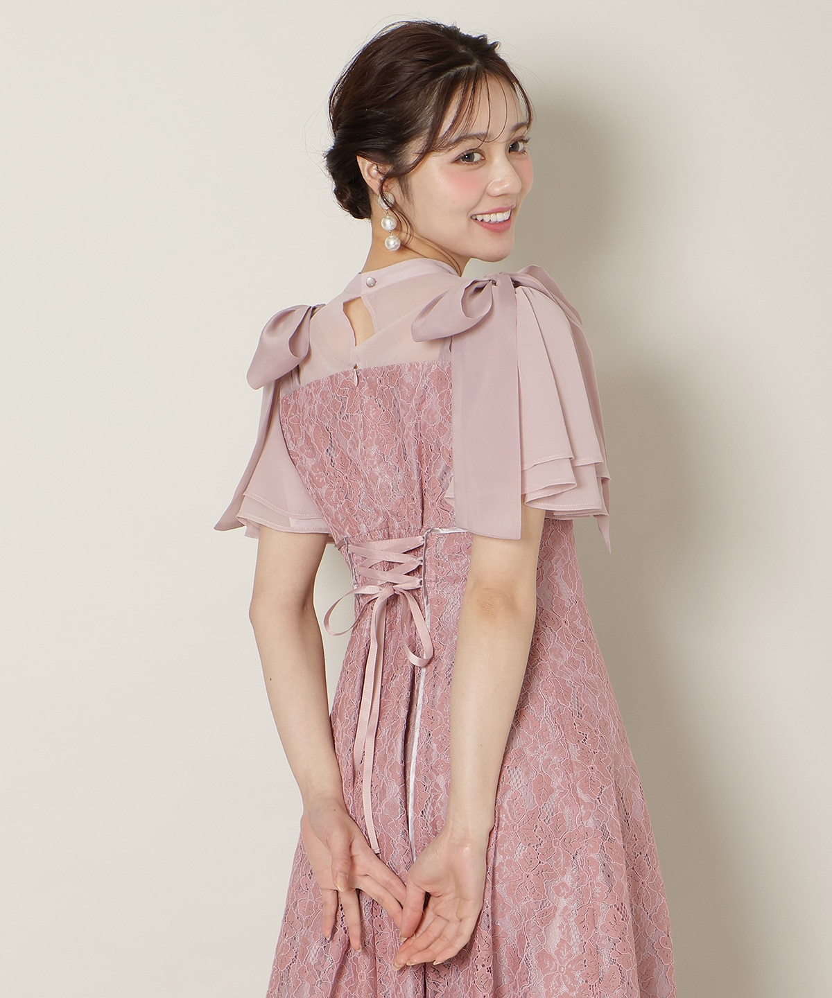 肩リボンパイピングレースワンピース