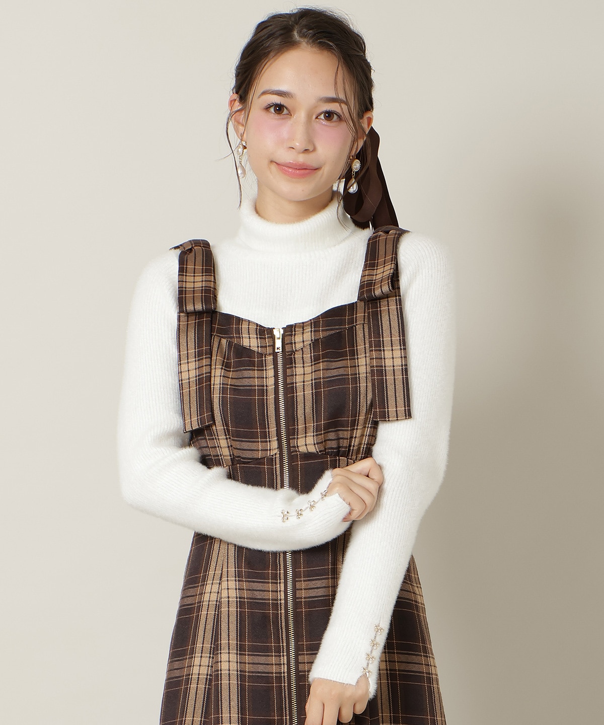 ショルダーリボンフロントZIPワンピース