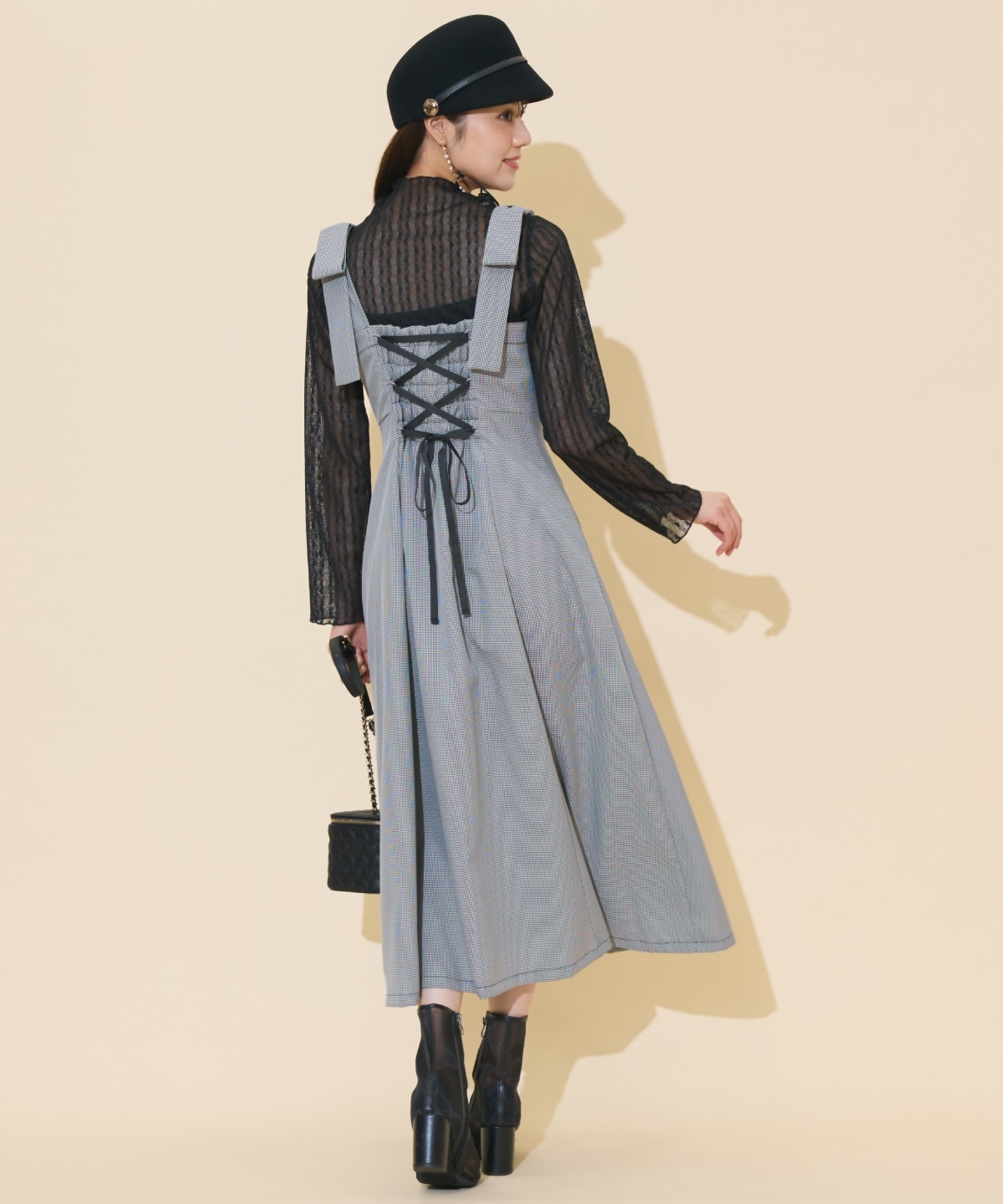 ショルダーリボンフロントZIPワンピース