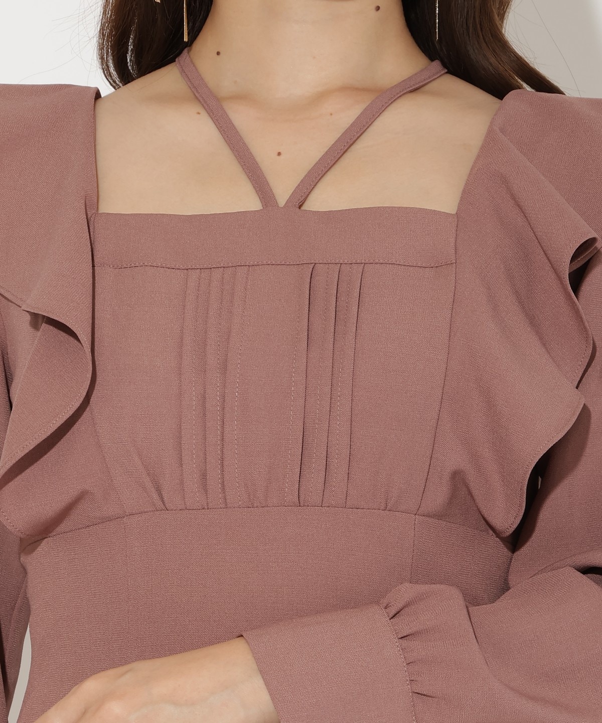 ネックリボンギャザー切り替えワンピース