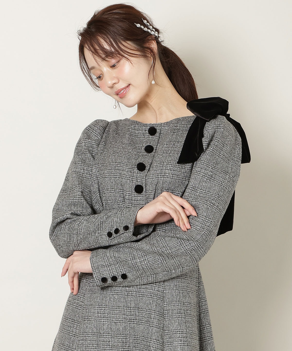 アシメリボンボートネックフレアワンピース