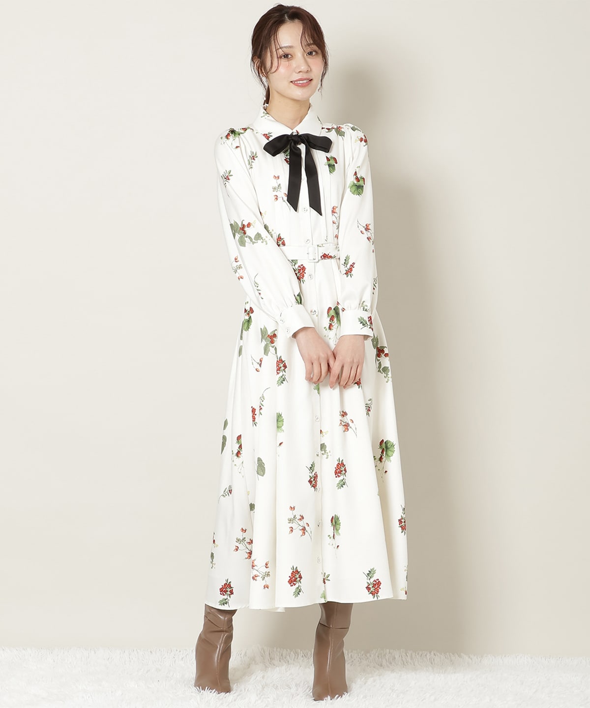 【12/5(fri)10時発売】ウィンターボタニカルリボンタイワンピース