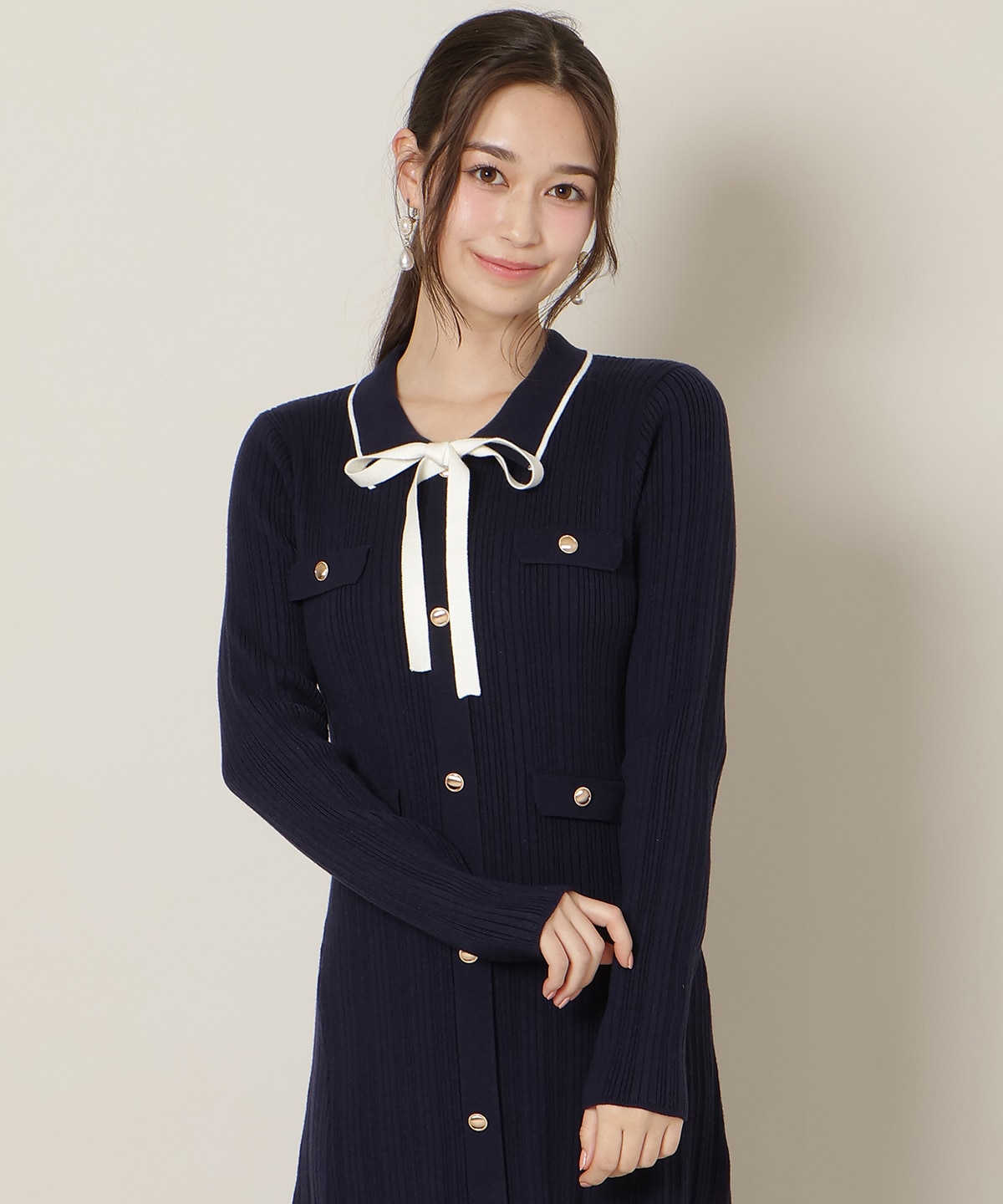 フロントボタンリボンタイニットワンピース