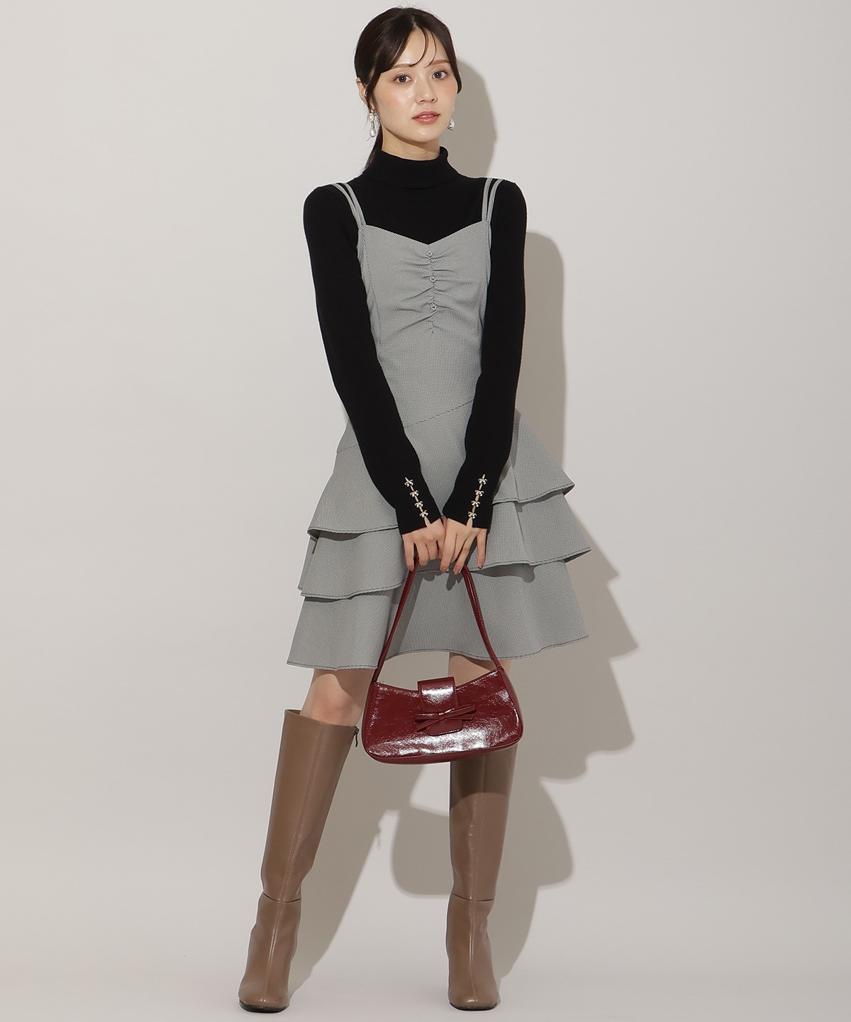 ダブルストラップアシンメトリーワンピース