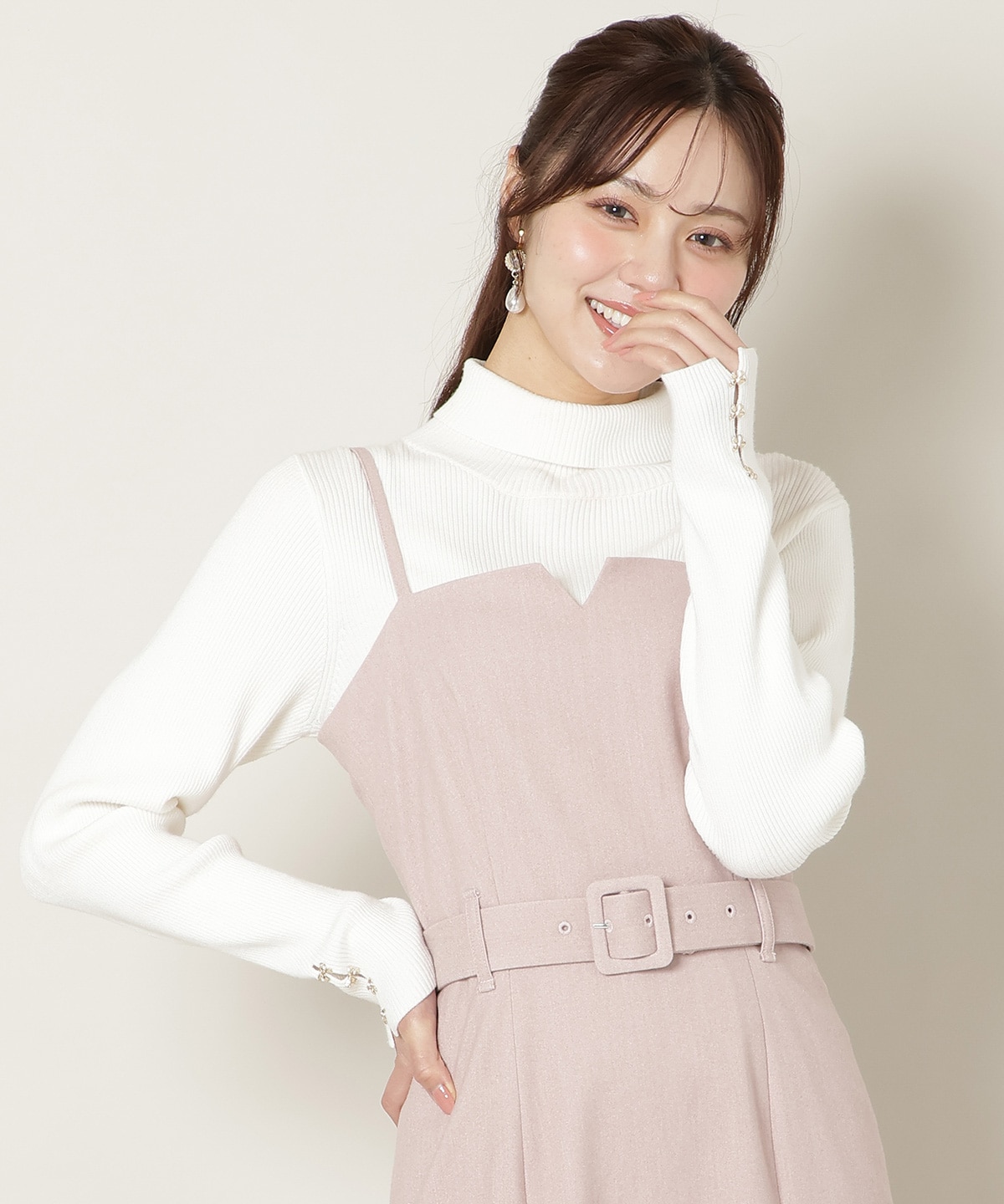 ベルト付きVカットマーメイドキャミワンピース