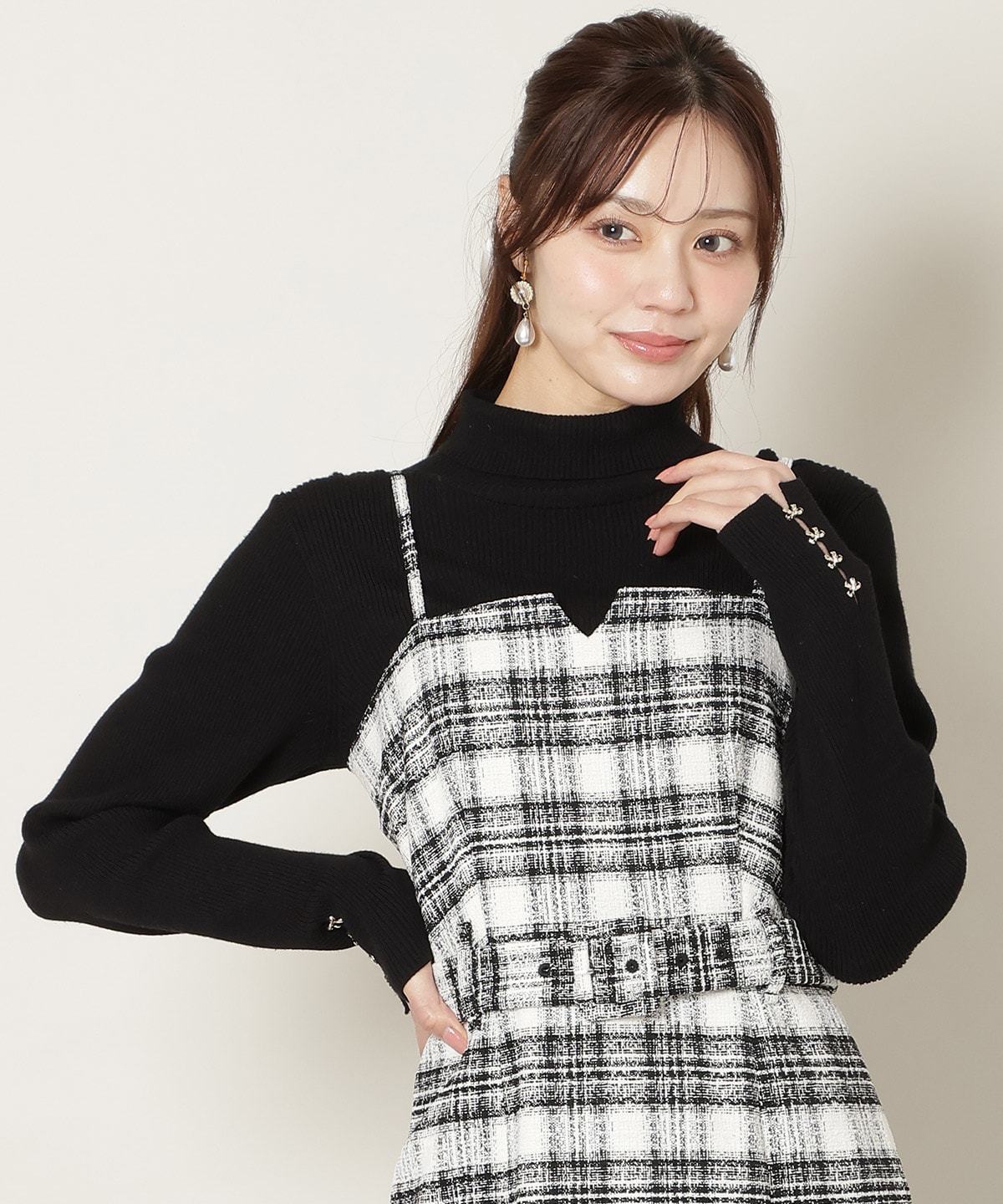 ベルト付きVカットマーメイドキャミワンピース