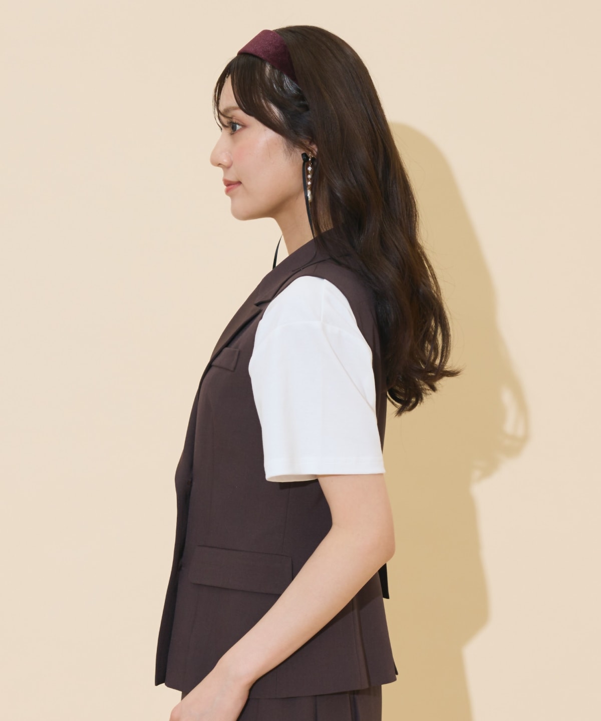 ダブルボタンショートジレ