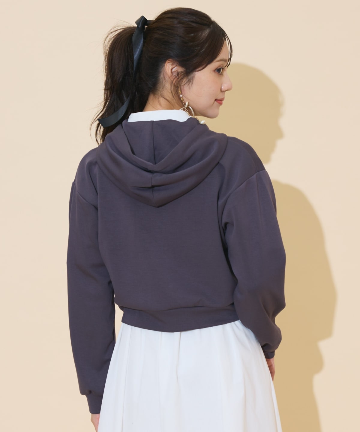 ロゴテープパーカー