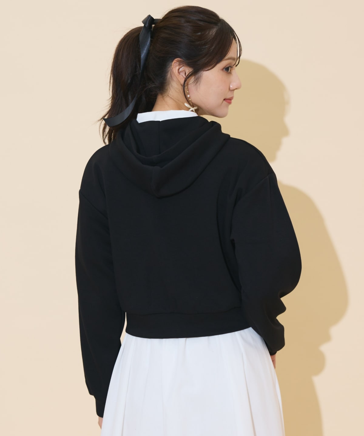 ロゴテープパーカー