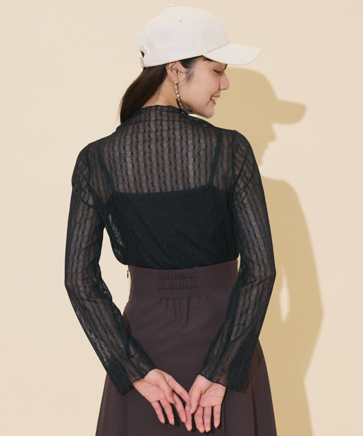 メロウハイネックトップス