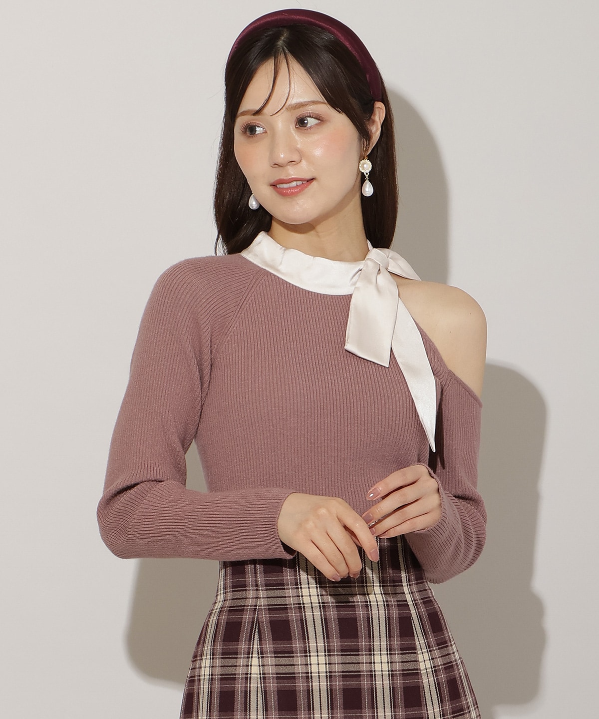 ワンショルリボンタイリブニット