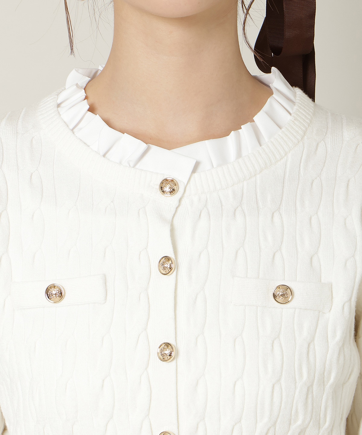 フリルレイヤードケーブルニット