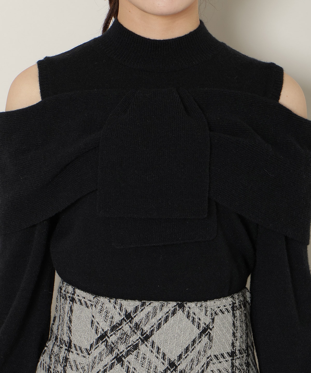 【1/1(thu)10時発売 New Year's Item】ツイストリボンオフショルニット